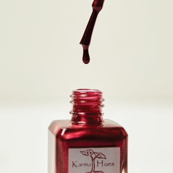 KARMA NATURALS Festive Nail Bundle (NWT) Alltrue - Picture 3 of 4